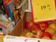 Altländer Äpfel in Pärnu